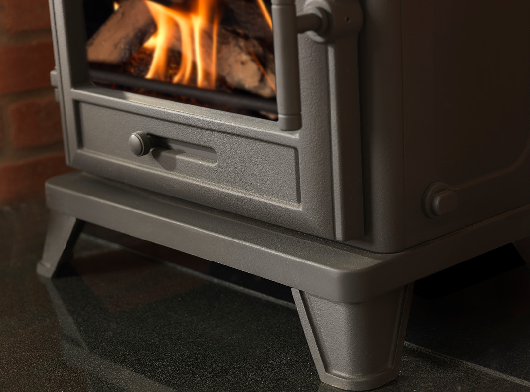 Outdoor fire & warmth